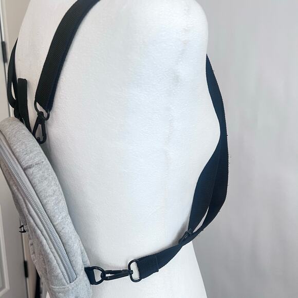 CHAMPION LIFE RW MINI SHOULER BAG BACKPACK CROSSBODY GRAY SIGNATURE "C" LOGO - Picture 4 of 15